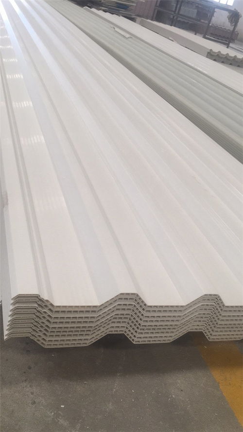 虹鑫建材 咸陽APVC復合瓦與木材的完美結合