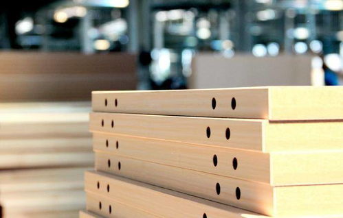 全屋定制為何青睞實(shí)木多層板？五大核心優(yōu)勢(shì)揭秘